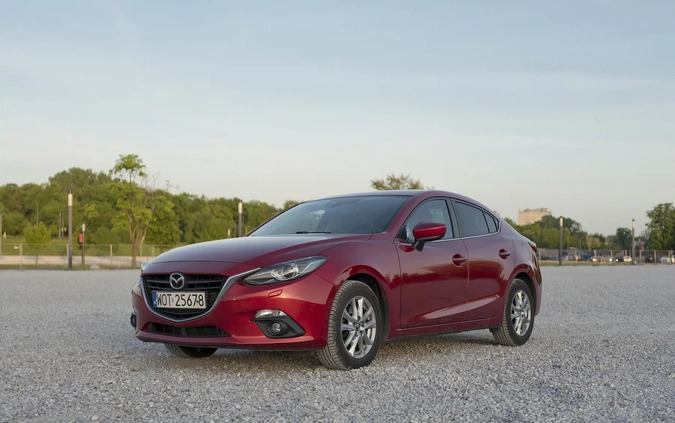 Mazda 3 cena 39000 przebieg: 188850, rok produkcji 2015 z Warszawa małe 106